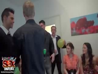 Група студент дика вечірка x номінальний фільм