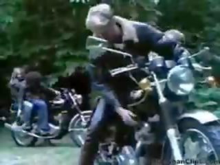 Alemão bikerchicks bewitching clássicos alemão ggg spritzen goo meninas