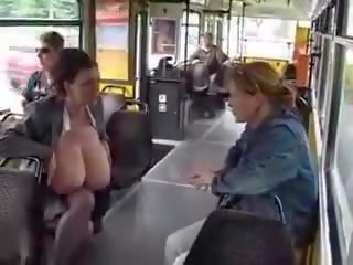 বিশাল বিশাল পাছা মেয়ে বন্ধু গোদোহন মধ্যে ঐ গন tram