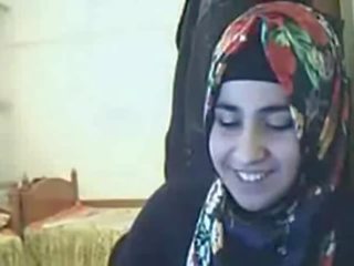 Movie - Hijab schoolgirl Showing Ass On Webcam