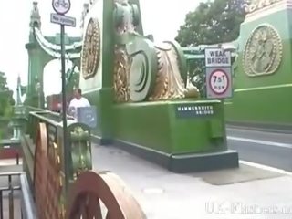 Hammersmith bridge جمهور عري من shaz